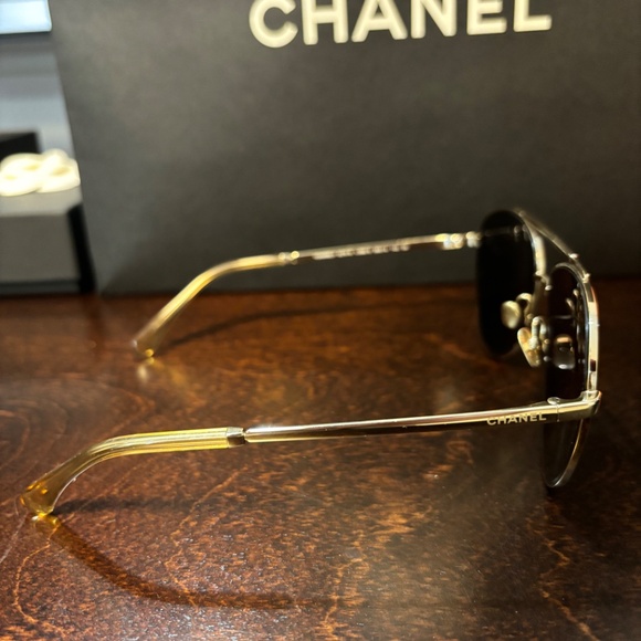 Chanel Sunglasses - Picture 4 of 7